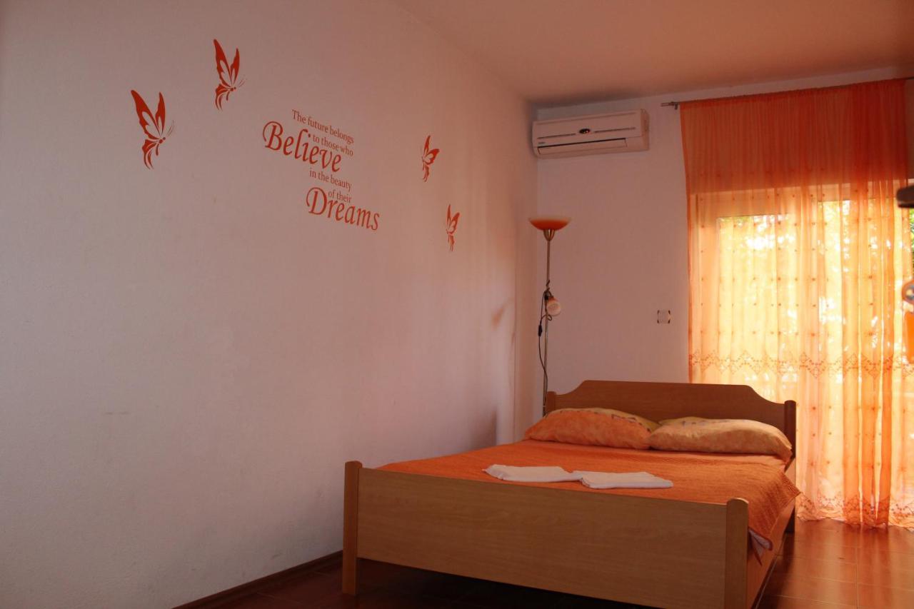 Nikola Leko Guest House Hvar Town Exterior foto